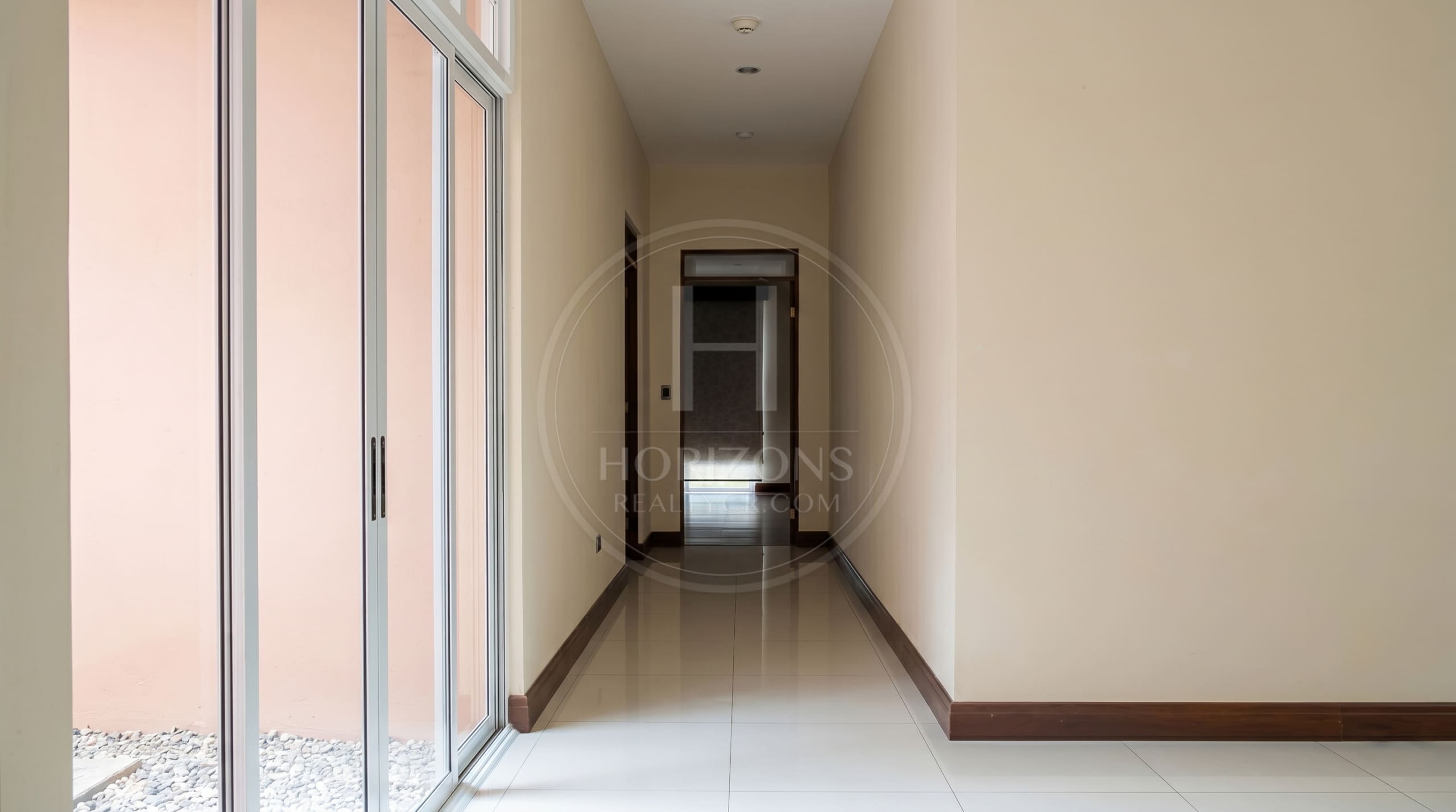 Se Vende Casa de Una Planta en Condominio Tramonto Granadilla Curridabat cerca Aleste 3 habitaciones NJA654