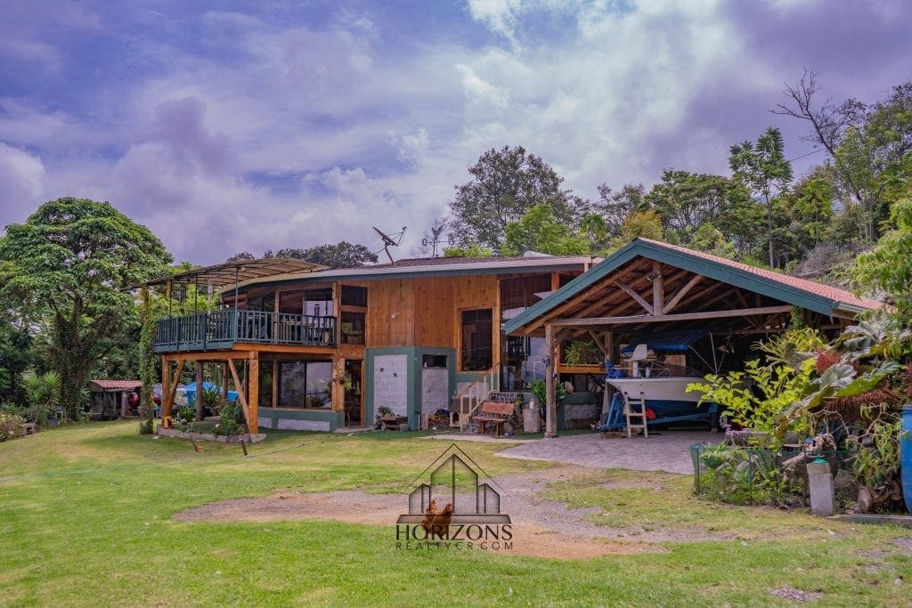 Casa de Montaña en Venta en Coronado, San José – Rodeada de Naturaleza, 8,900 m² NJA601