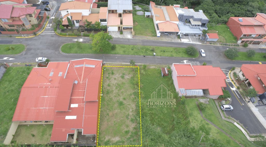 Venta De Terreno 356 M2 En Sabanilla Por Instalaciones Deportivas Ucr Njj18