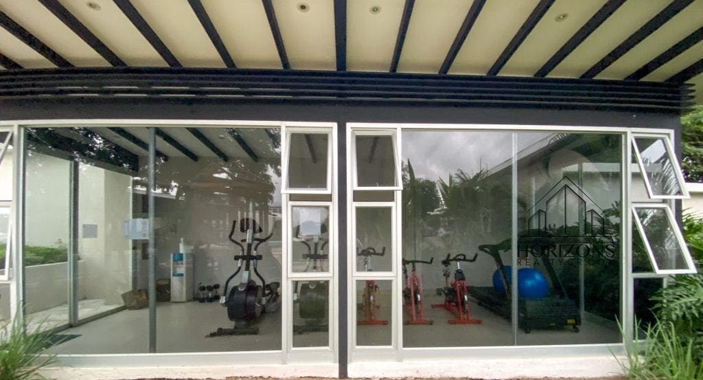 CONDOMINIO 3 DORMITORIOS / OFICINA / TERRAZA / PATIO / 1 PLANTA NJA859