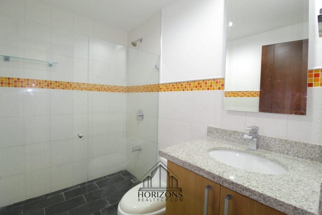 APARTAMENTO AMUEBLADO EN GUACHIPELIN 2 HABITACIONES ALQUILER – NO389