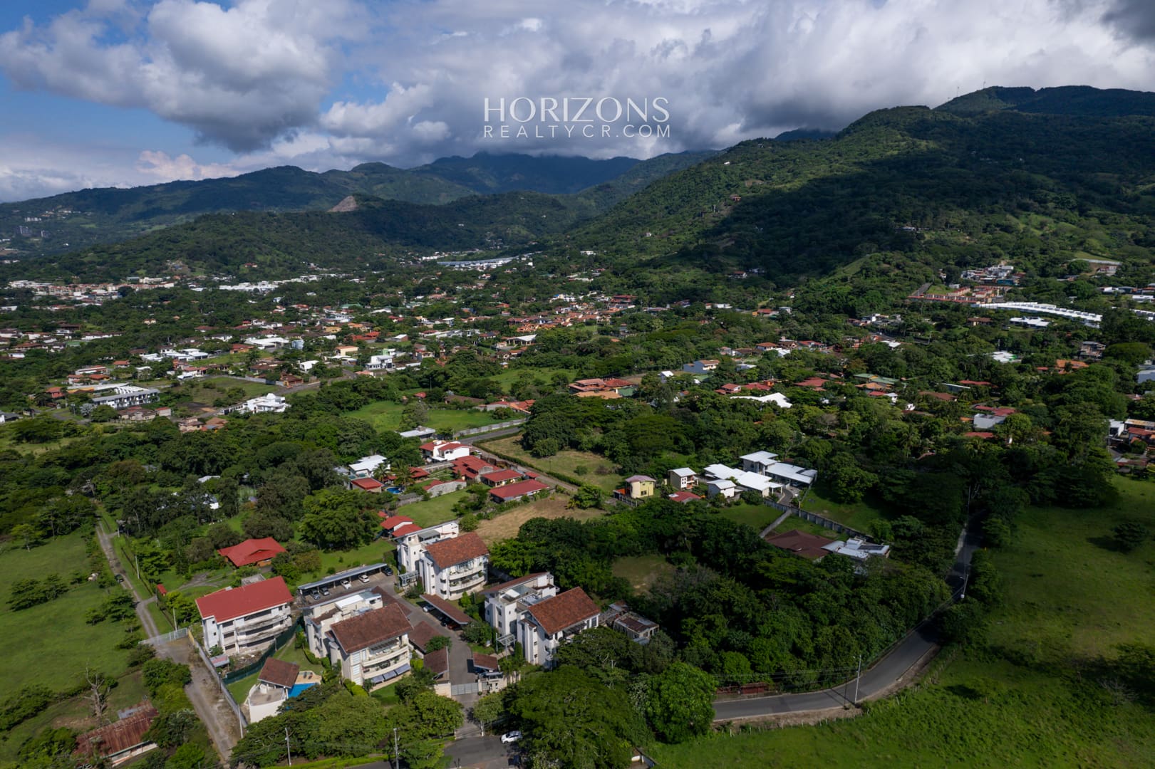 37,675 ft² PROPERTY FOR RESIDENTIAL OR COMMERCIAL DEVELOPMENT IN SANTA ANA SAN JOSÉ NEAR RUTA 27 NJA866