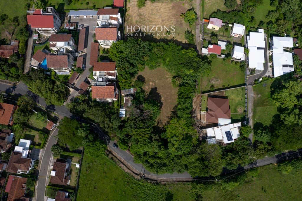 37,675 ft² PROPERTY FOR RESIDENTIAL OR COMMERCIAL DEVELOPMENT IN SANTA ANA SAN JOSÉ NEAR RUTA 27 NJA866
