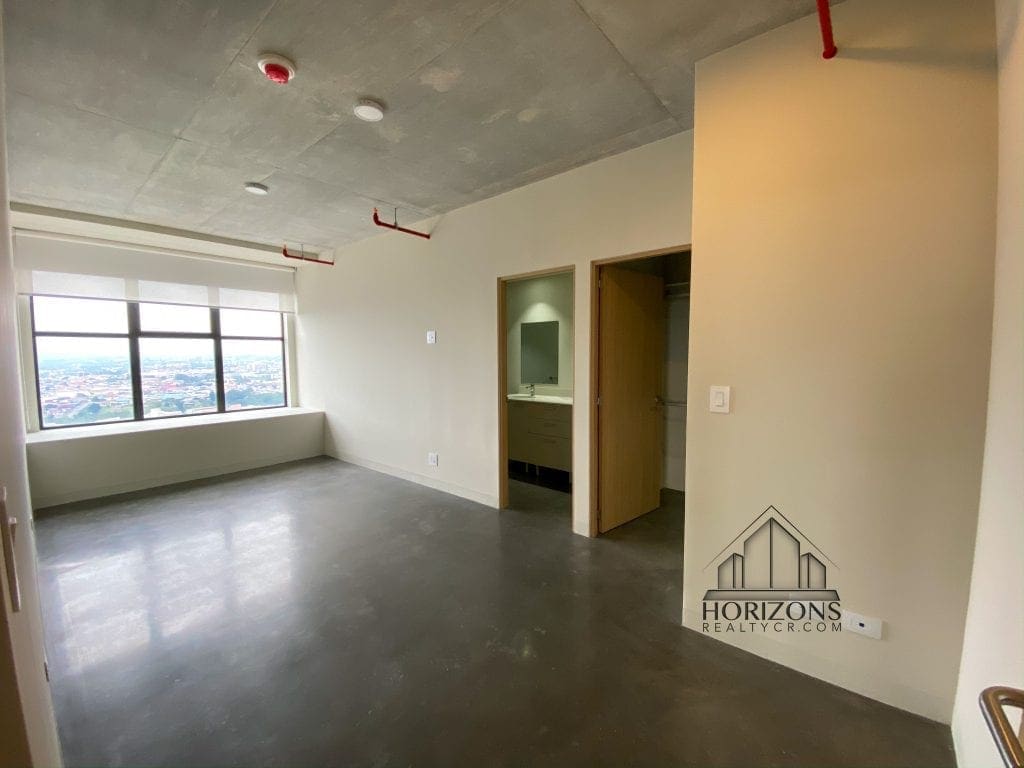 VENTA DE APARTAMENTO URBN ECALANTE NJA845