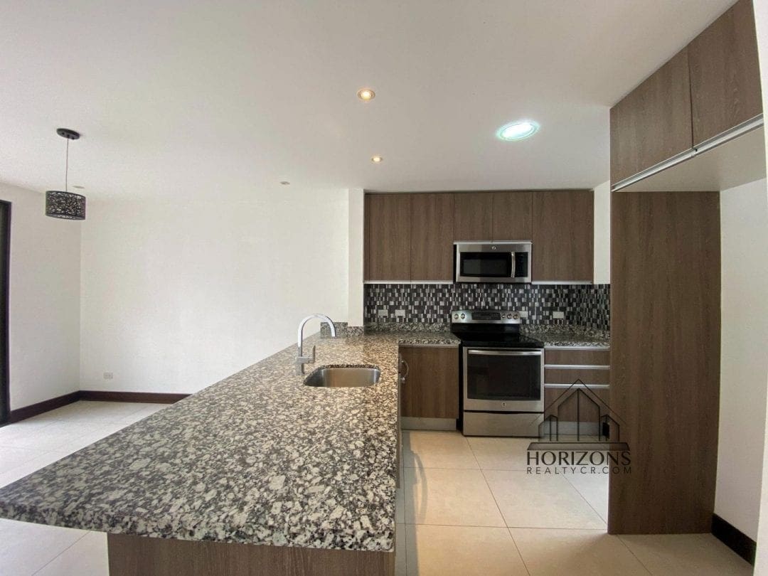 VENTA DE CASA 3 HABITACIONES EN CONDOMINIO 186m2  AMENIDADES NJA874