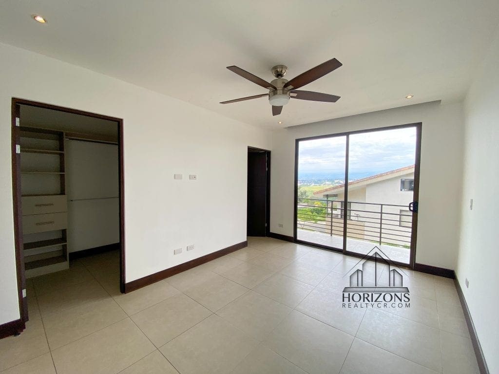 VENTA DE CASA 3 HABITACIONES EN CONDOMINIO 186m2  AMENIDADES NJA874