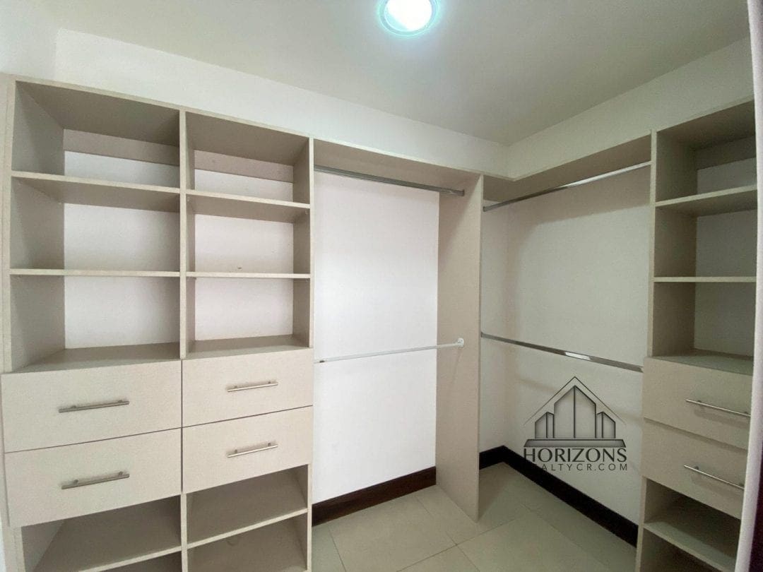 VENTA DE CASA 3 HABITACIONES EN CONDOMINIO 186m2  AMENIDADES NJA874