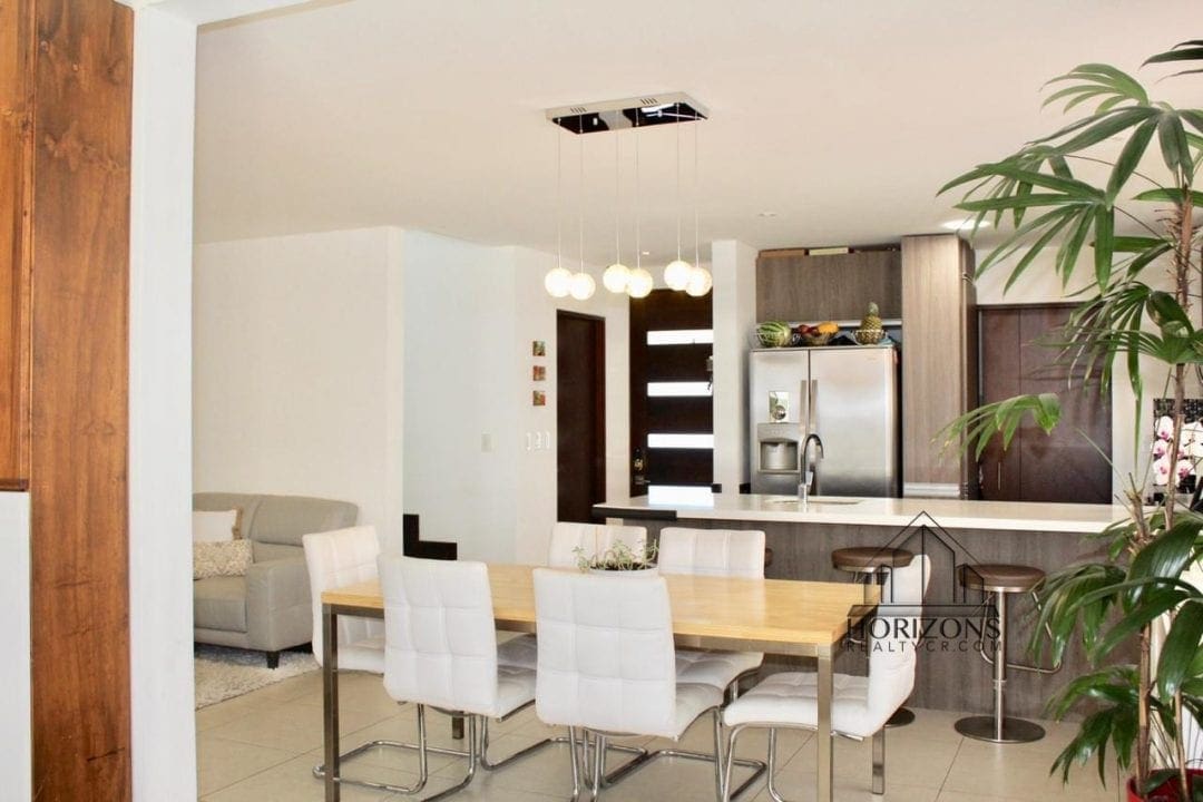 VENTA DE CASA 3 HABITACIONES EN CONDOMINIO 290m2  AMENIDADES NJA876