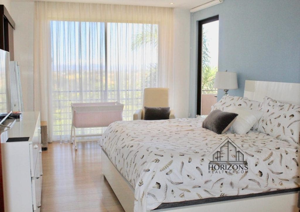 VENTA DE CASA 3 HABITACIONES EN CONDOMINIO 290m2  AMENIDADES NJA876