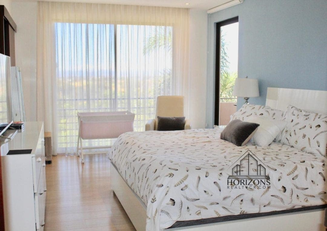 VENTA DE CASA 3 HABITACIONES EN CONDOMINIO 290m2  AMENIDADES NJA876