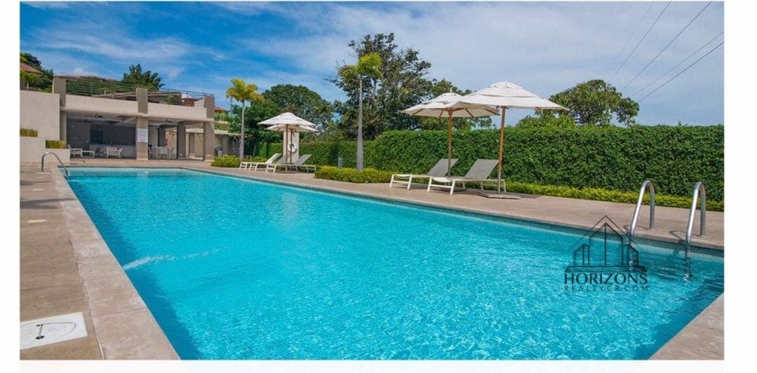 VENTA DE CASA 3 HABITACIONES EN CONDOMINIO 290m2  AMENIDADES NJA876