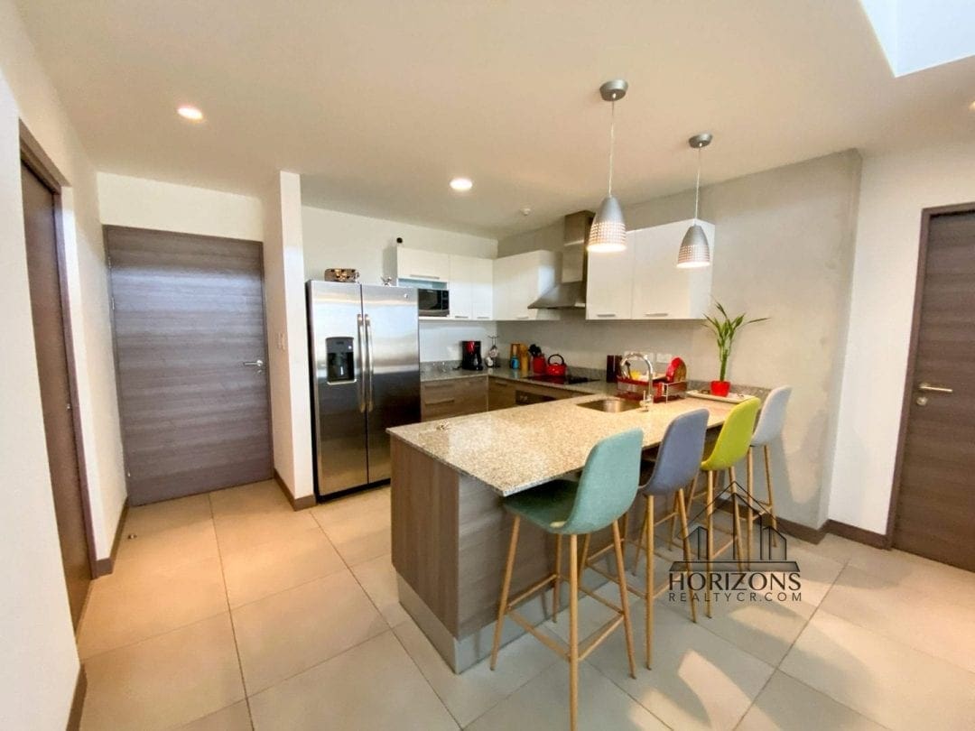 APARTAMENTO EN CONDOMINIO 101  ESCALANTE 2 DORMITORIOS AMUEBLADO NJA879