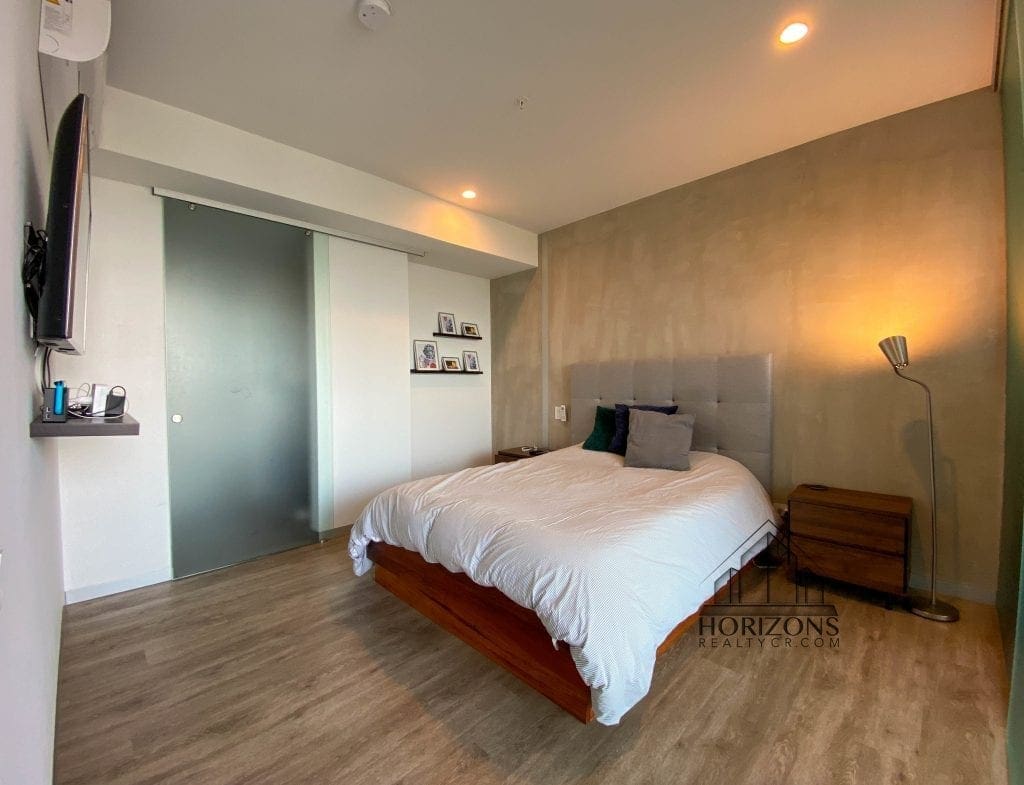 APARTAMENTO DE LUJO CURRIDABAT 1 HABITACION 2 PARQUEOS NJA886