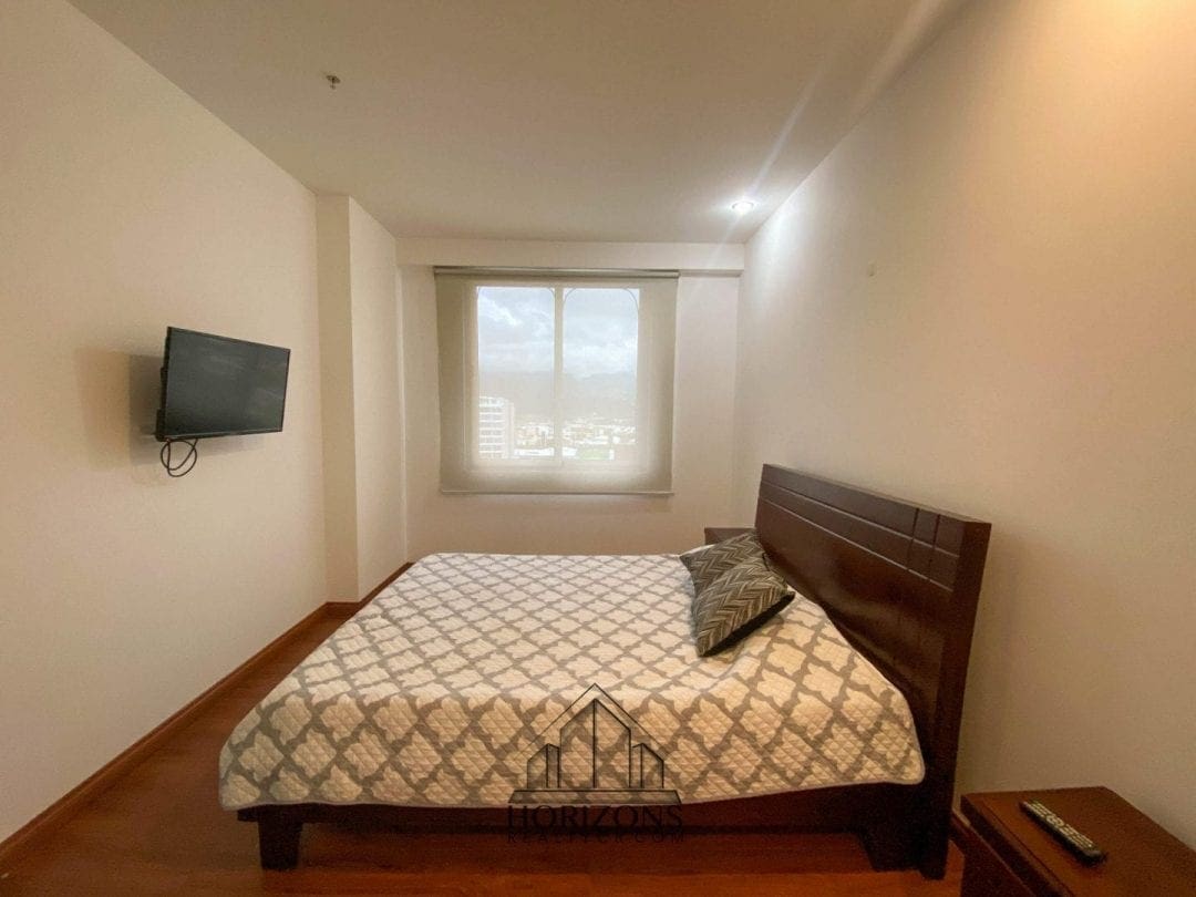 APARTAMENTO AMUEBLADO EN LA SABANA 1 HABITACION NOJ429