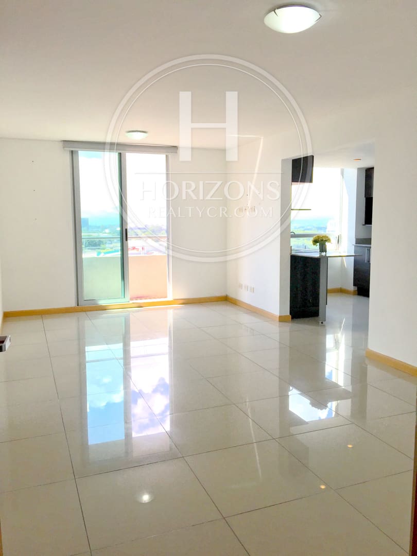 Se Vende Apartamento en Condominio 6-30 La Sabana 3 Habitaciones mas Oficina  Precio Oportunidad NJA461