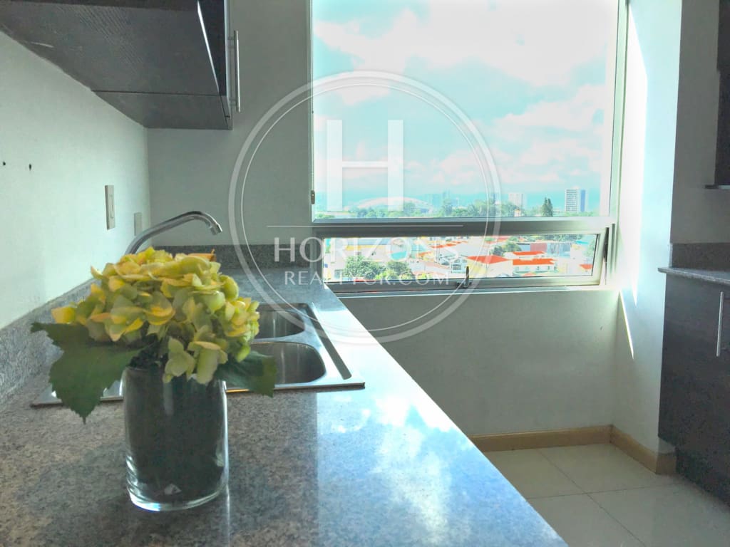 Se Vende Apartamento en Condominio 6-30 La Sabana 3 Habitaciones mas Oficina  Precio Oportunidad NJA461