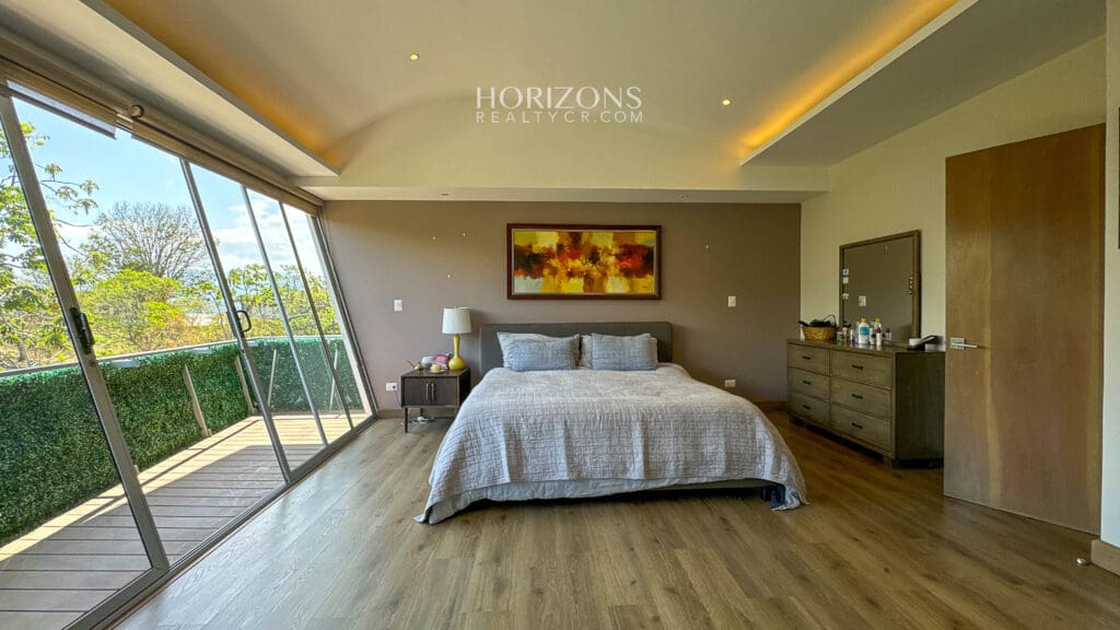 Casa Contemporánea en Condominio Hacienda Gregal Hermosas Vistas NJA780