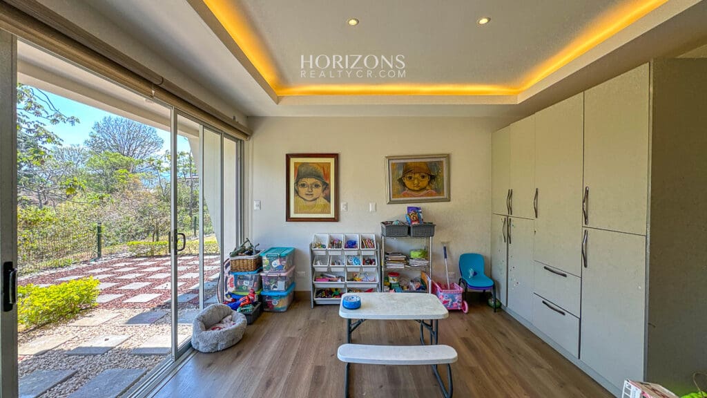 Casa Contemporánea en Condominio Hacienda Gregal Hermosas Vistas NJA780