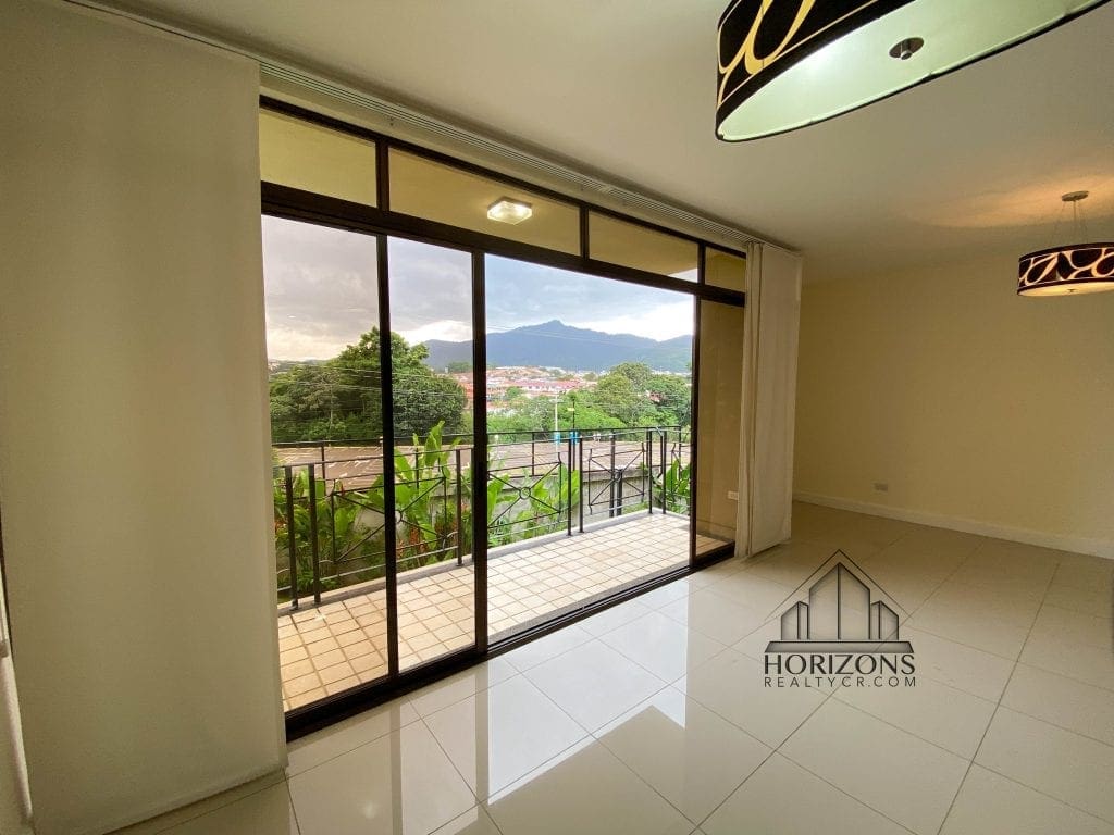 APARTAMENTO AMPLIO 3 HABITACIONES + OFICINA VISTA 2 PARQUEOS NJA890