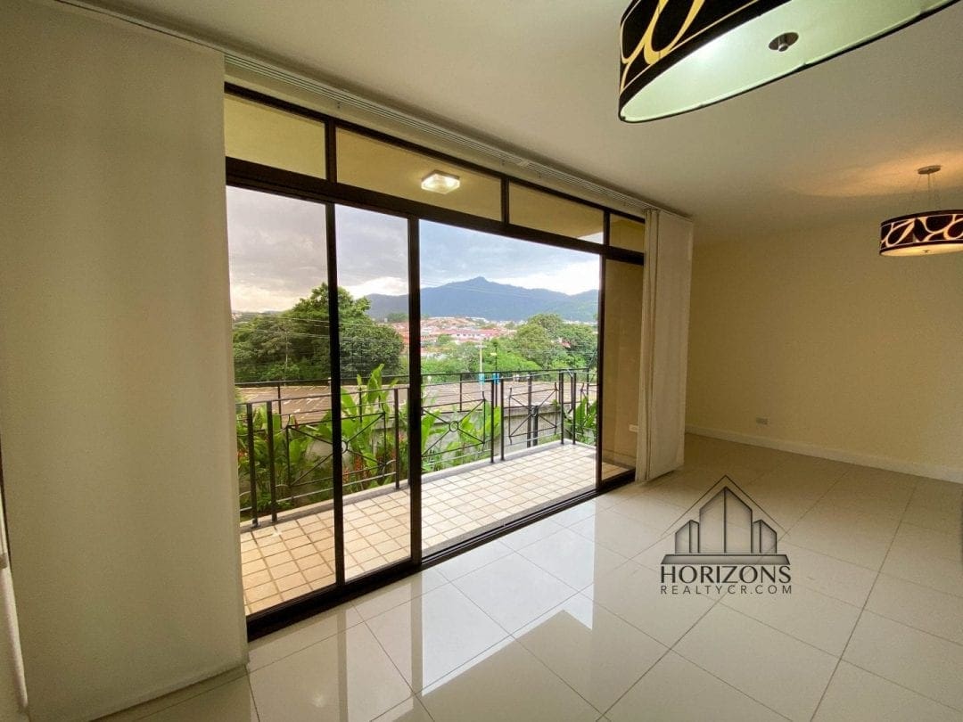 APARTAMENTO AMPLIO 3 HABITACIONES + OFICINA VISTA 2 PARQUEOS NJA890