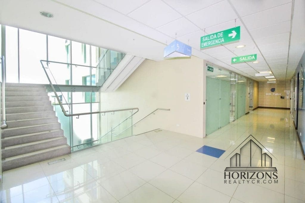 ALQUILER DE OFICINA EN TERRA CAMPUS CONTIGUO A TERRAMALL 58 M² NCD22