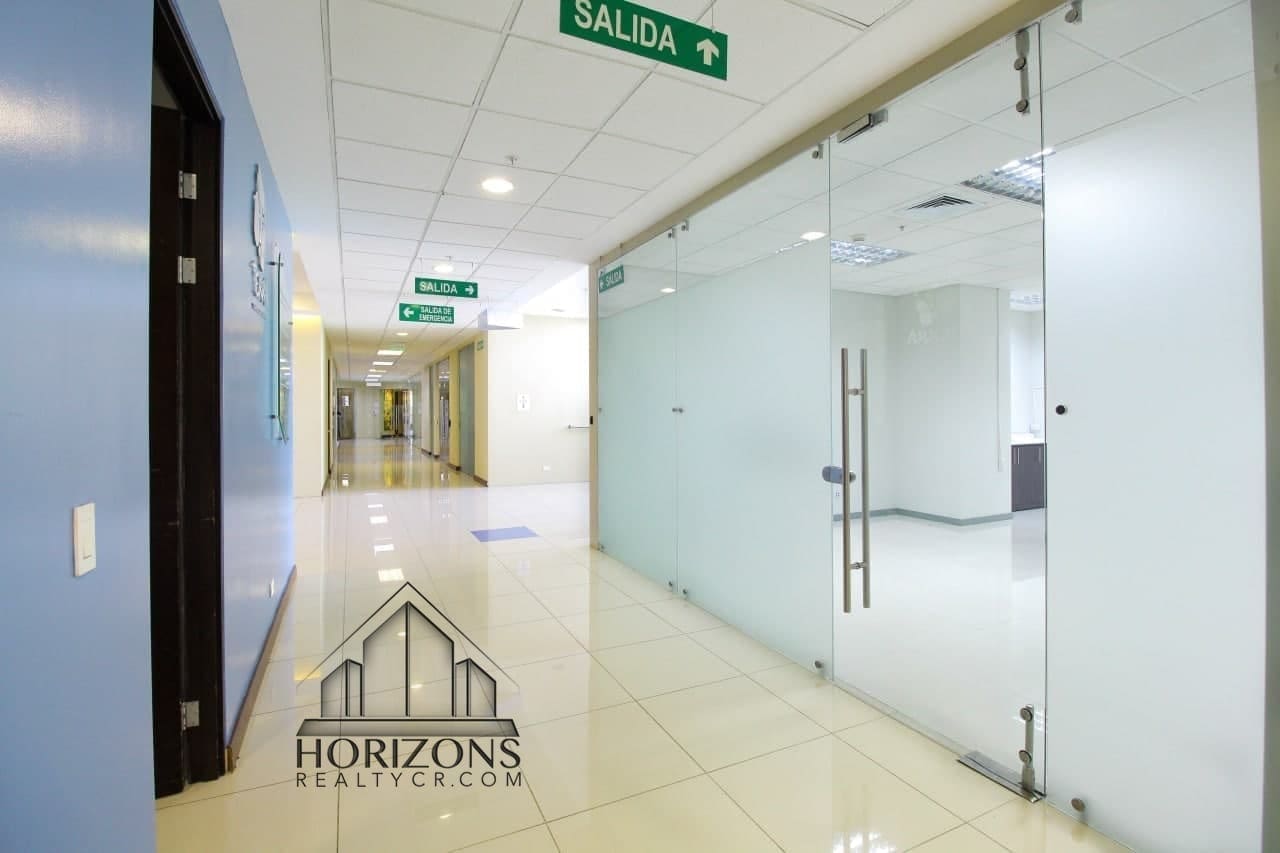 ALQUILER DE OFICINA EN TERRA CAMPUS CONTIGUO A TERRAMALL 58 M² NCD22