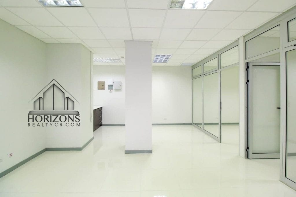 ALQUILER DE OFICINA EN TERRA CAMPUS CONTIGUO A TERRAMALL 58 M² NCD22