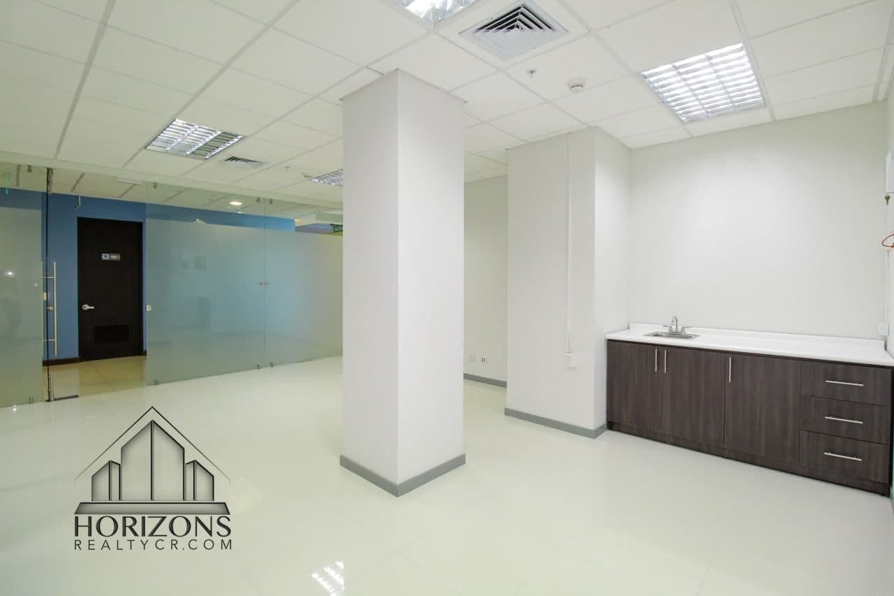 ALQUILER DE OFICINA EN TERRA CAMPUS CONTIGUO A TERRAMALL 58 M² NCD22