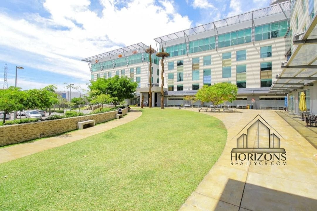 ALQUILER DE OFICINA EN TERRA CAMPUS CONTIGUO A TERRAMALL 58 M² NCD22