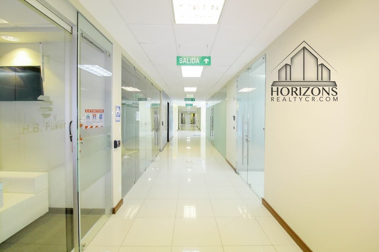 ALQUILER DE OFICINA EN TERRA CAMPUS CONTIGUO A TERRAMALL 58 M² NCD22