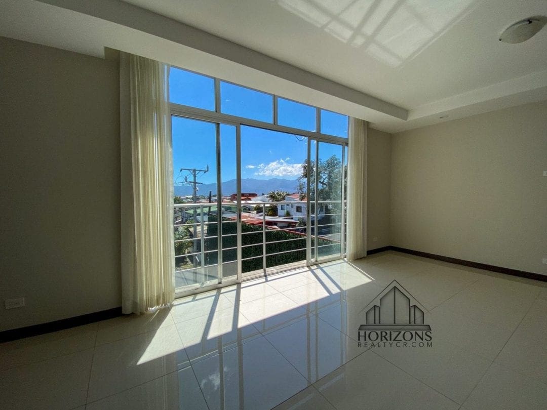 Apartamento en Venta en San Pedro, Montes de Oca – 2 Habitaciones, Nivel 4, a 1.7 km de Rotonda de la Bandera NJA907