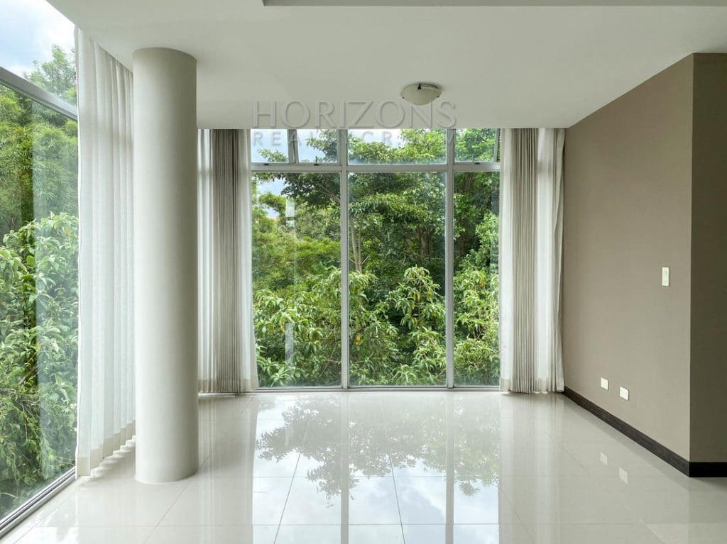 Amplio Apartamento Contemporaneo A 1.7 Km De Rotonda Bandera Nja908