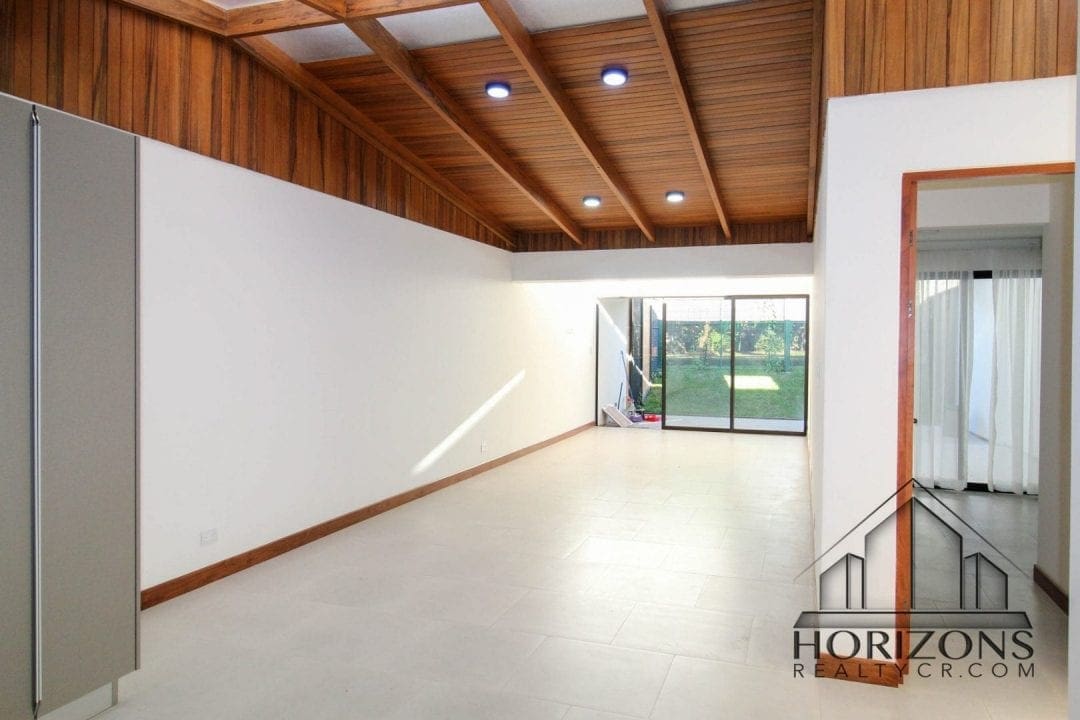 SABANILLA UNA PLANTA 2 DORMITORIOS 2 BAÑOS / PATIO NJM28