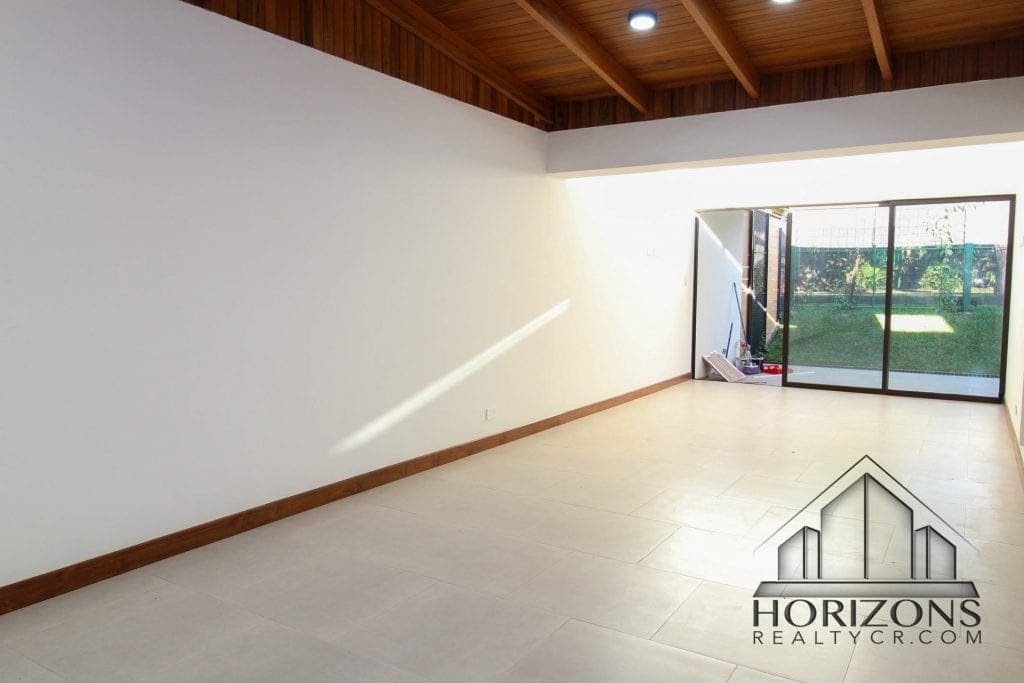 SABANILLA UNA PLANTA 2 DORMITORIOS 2 BAÑOS / PATIO NJM28