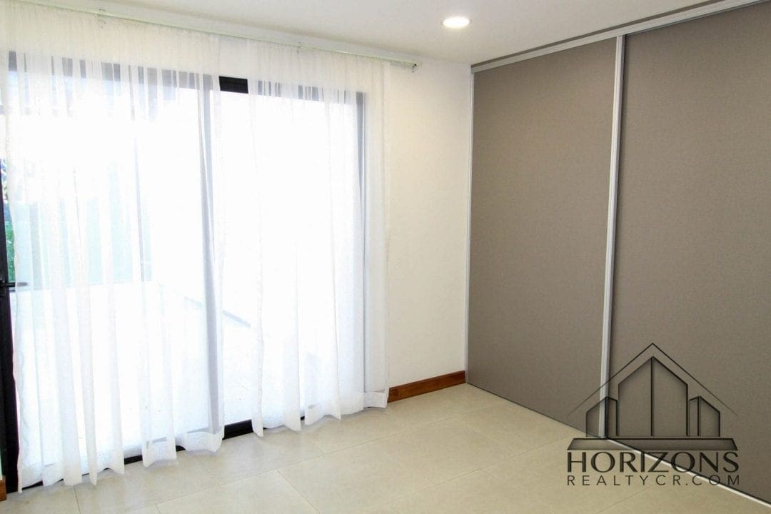 SABANILLA UNA PLANTA 2 DORMITORIOS 2 BAÑOS / PATIO NJM28