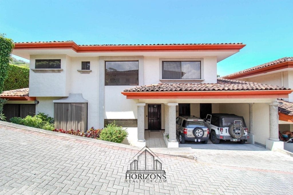Amplia Casa En Escazu Incluye Linea Blnaca – 3 Habitaciones Patio Noj501