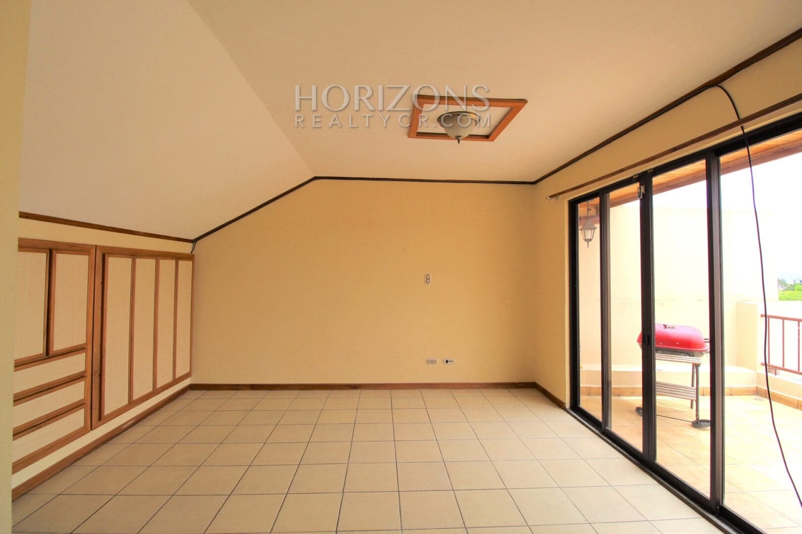 Se Vende Casa en San Pedro en Condominio 4 Habitaciones Vitas a las Montañas NJA692
