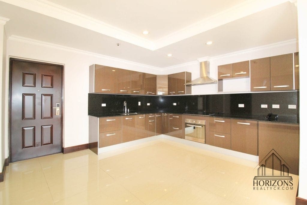 APARTAMENTO DE LUJO EN LA SABANA 1 HABITACIÓN / BALCÓN NJM52