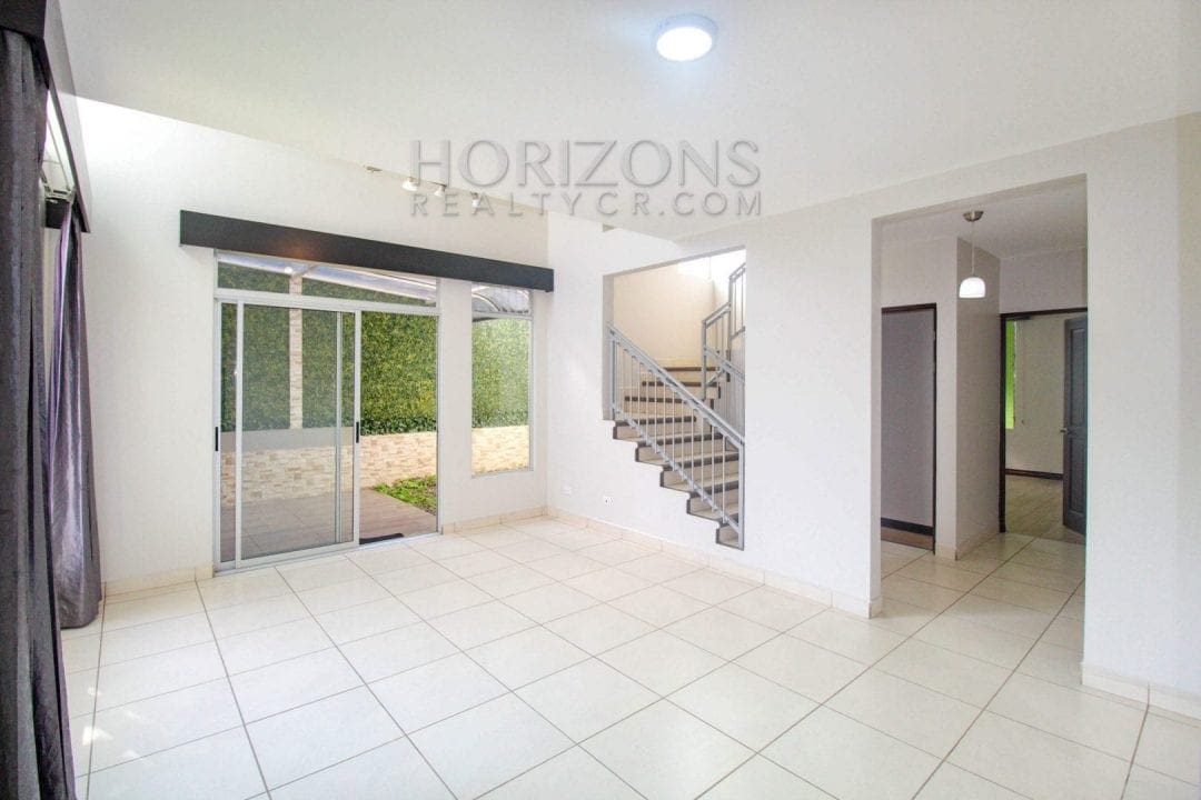 VENTA DE CASA SABANILLA CONDOMINIO 4 HABITACIONES noj547