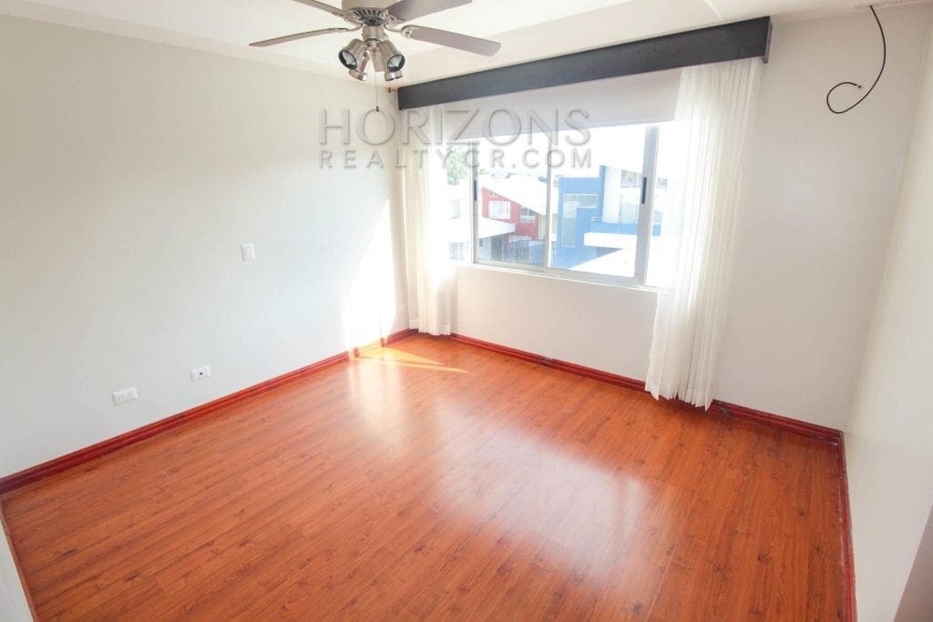 VENTA DE CASA SABANILLA CONDOMINIO 4 HABITACIONES noj547