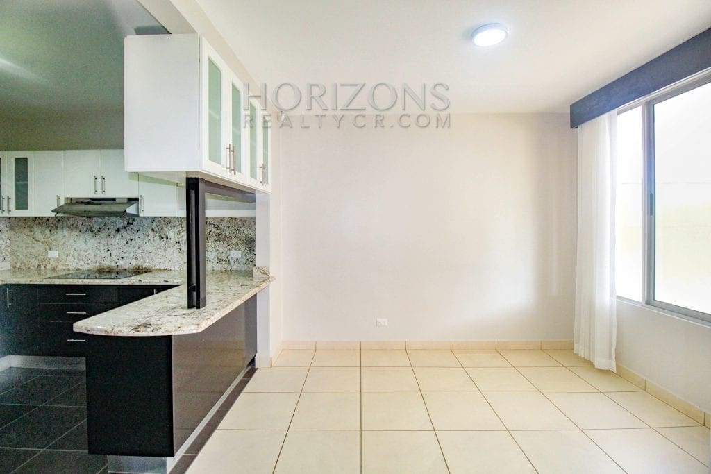 VENTA DE CASA SABANILLA CONDOMINIO 4 HABITACIONES noj547