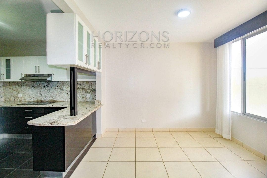 VENTA DE CASA SABANILLA CONDOMINIO 4 HABITACIONES noj547