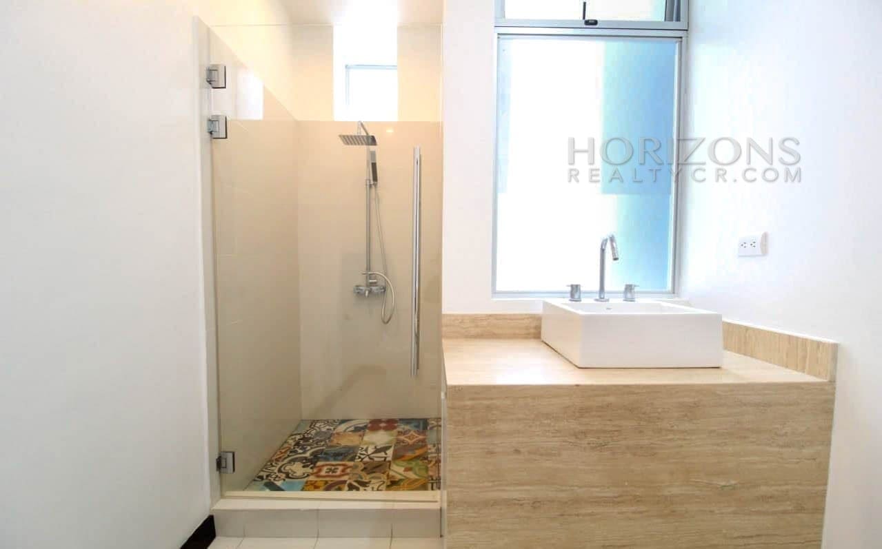 ALQUILER LUJOSO APARTAMENTO CON VISTA AL VALLE SANTA ANA  2 HABITACIONES NJM63