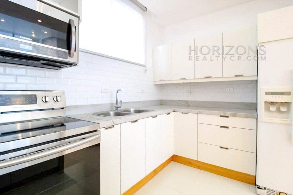 ALQUILER LUJOSO APARTAMENTO CON VISTA AL VALLE SANTA ANA  2 HABITACIONES NJM63