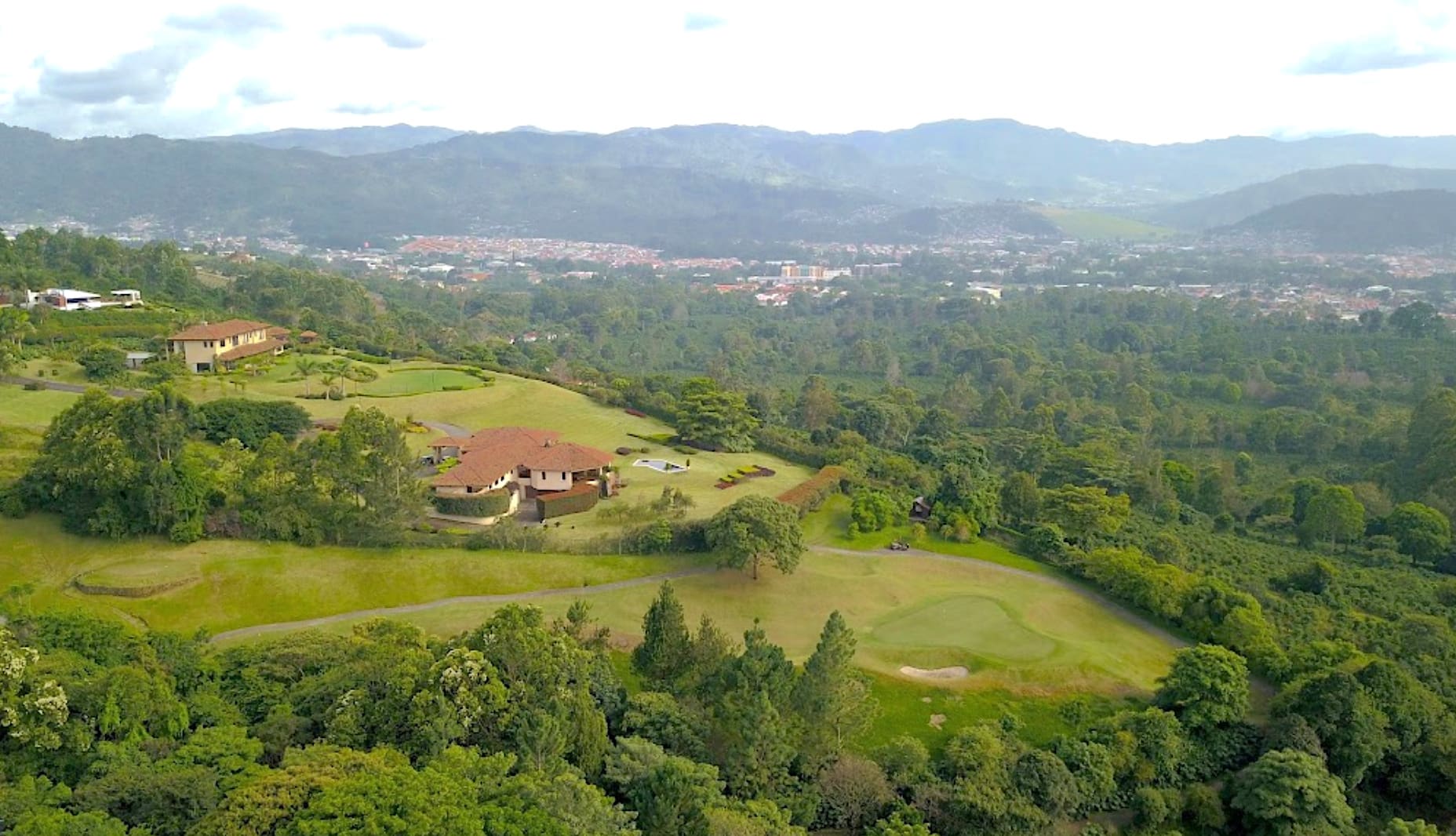 FLAT LOT FOR SALE IN EXCLUSIVE GATED RESIDENTIAL COMMUNITY MONTERAN  NJA913