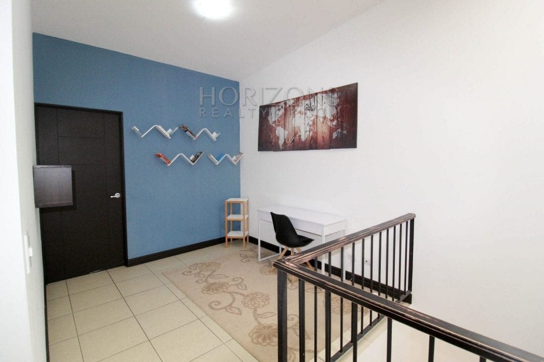VENTA HERMOSA CASA EN CONDOMINIO SANTA ANA CENTRO  3 HABITACIONES NJM82