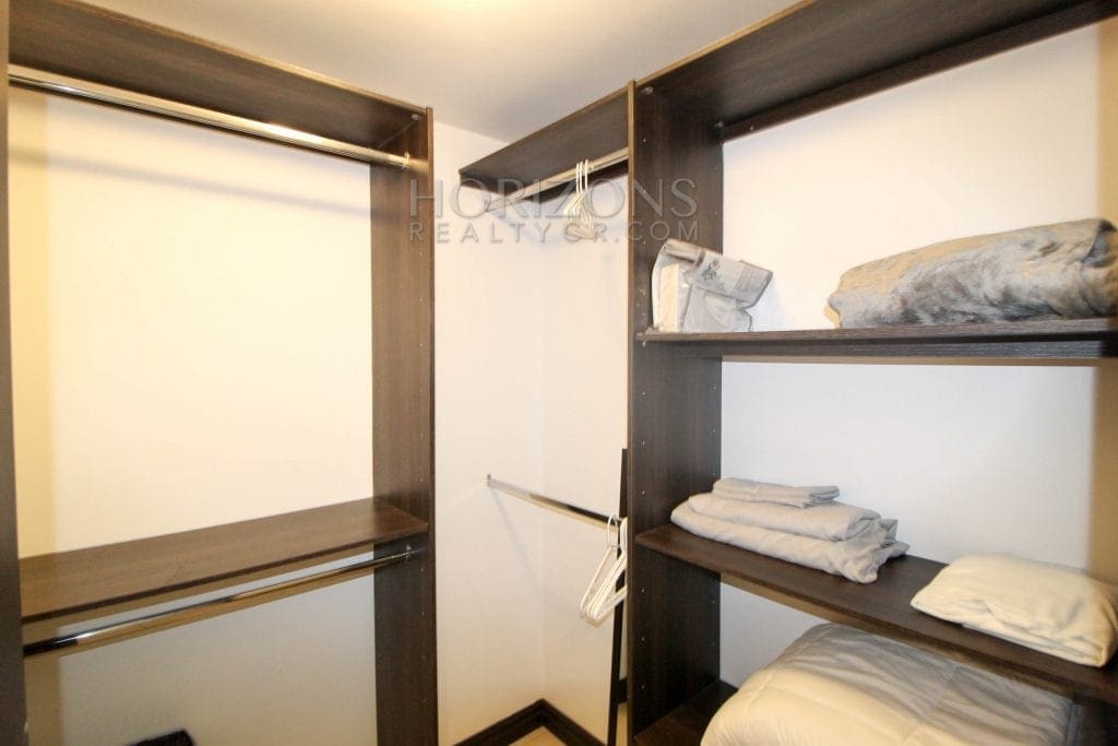 VENTA HERMOSA CASA EN CONDOMINIO SANTA ANA CENTRO  3 HABITACIONES NJM82