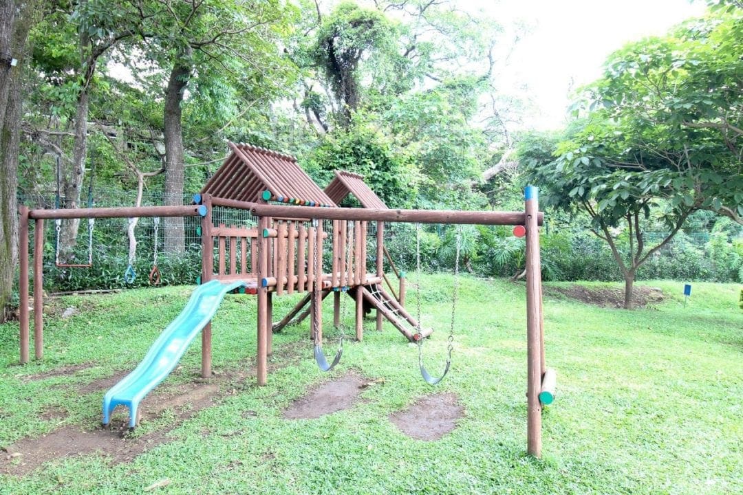 VENTA HERMOSA CASA EN CONDOMINIO SANTA ANA CENTRO  3 HABITACIONES NJM82