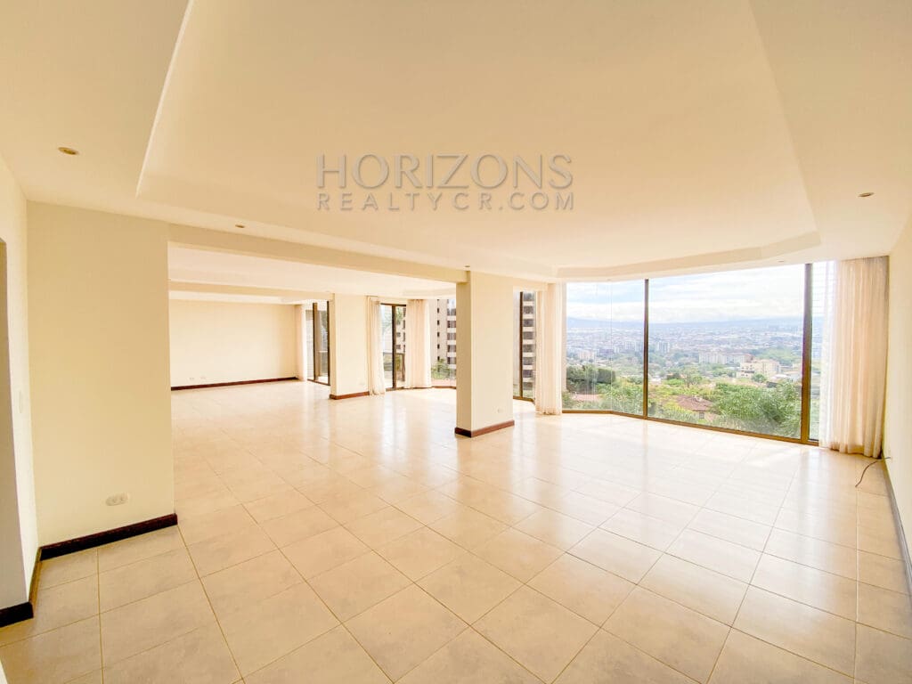 SPACIOUS 4 BEDROOM APARTMENT FOR SALE IN ESCAZU SAN JOSE – NJA920