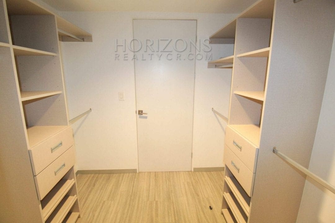 APARTAMENTO EN SAN PEDRO 2 HABITACIONES LINEA BLANCA NOJ575